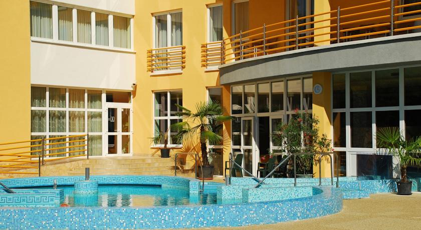 Apollo Hunguest Hotel — Хайдусобосло, Угорщина мініатюра 11