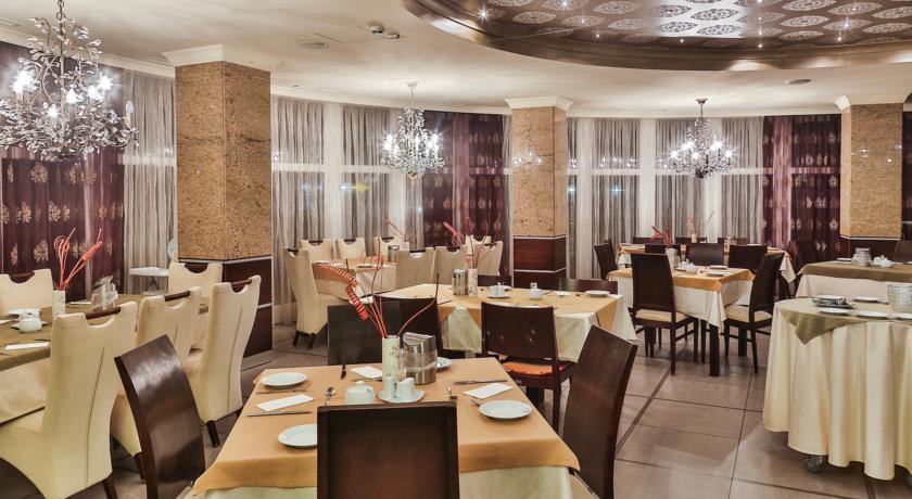 Apollo Hunguest Hotel — Хайдусобосло, Угорщина мініатюра 17
