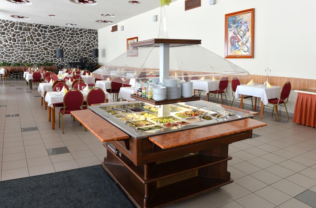 Apollo Hunguest Hotel — Хайдусобосло, Угорщина мініатюра 53