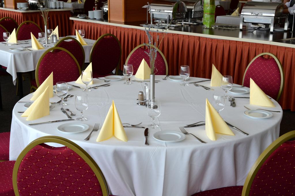 Apollo Hunguest Hotel — Хайдусобосло, Угорщина мініатюра 54