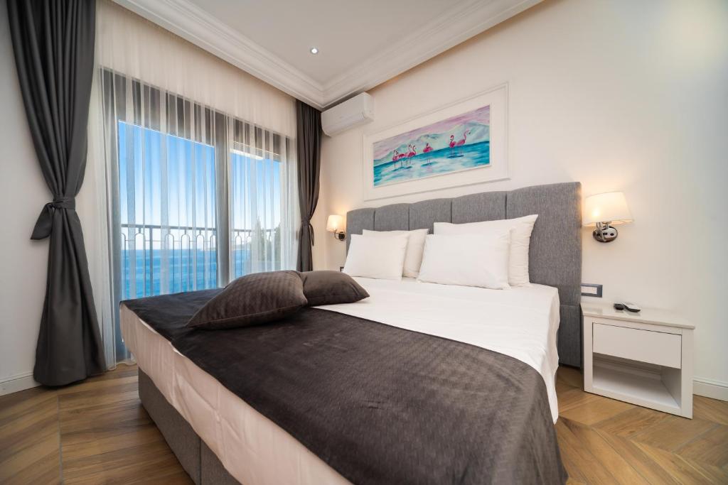 Exclusive Hotel — Будванськая Рівʼєра, Чорногорія мініатюра 7