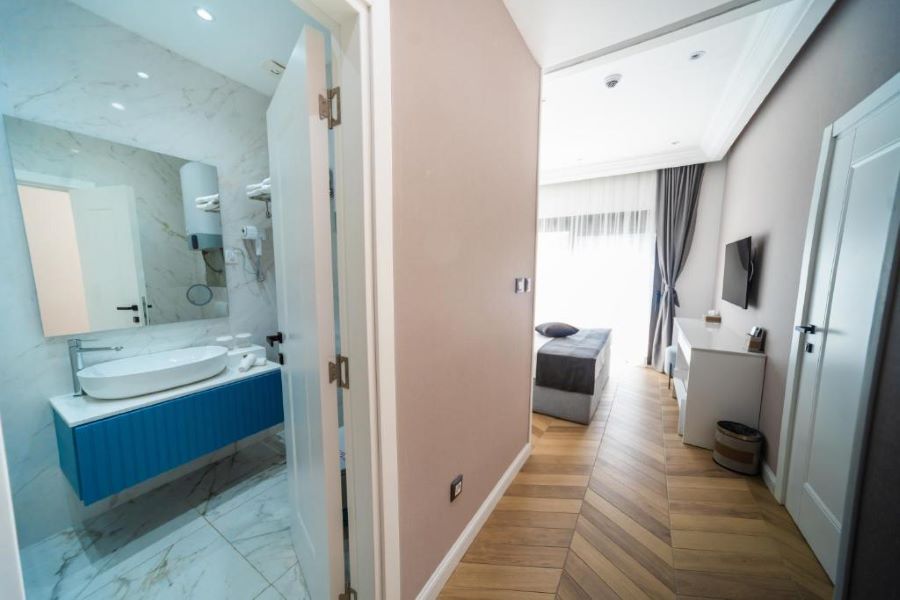 Exclusive Hotel — Будванськая Рівʼєра, Чорногорія мініатюра 8