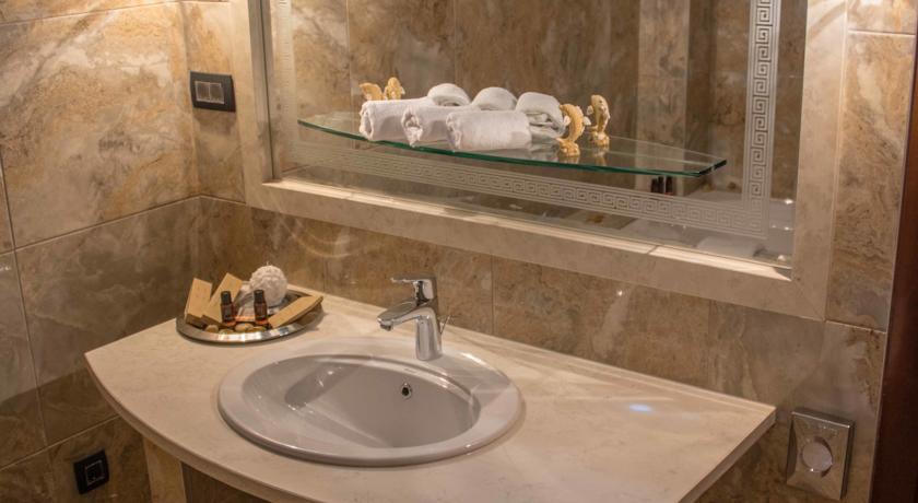 Cattaro Historic Boutique Hotel — Боко-Которська бухта, Чорногорія мініатюра 42