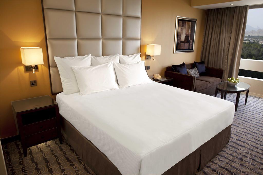 Radisson Blu Hotel & Resort Al Ain — Аль-Айн, Об'єднані Арабські Емірати мініатюра 168