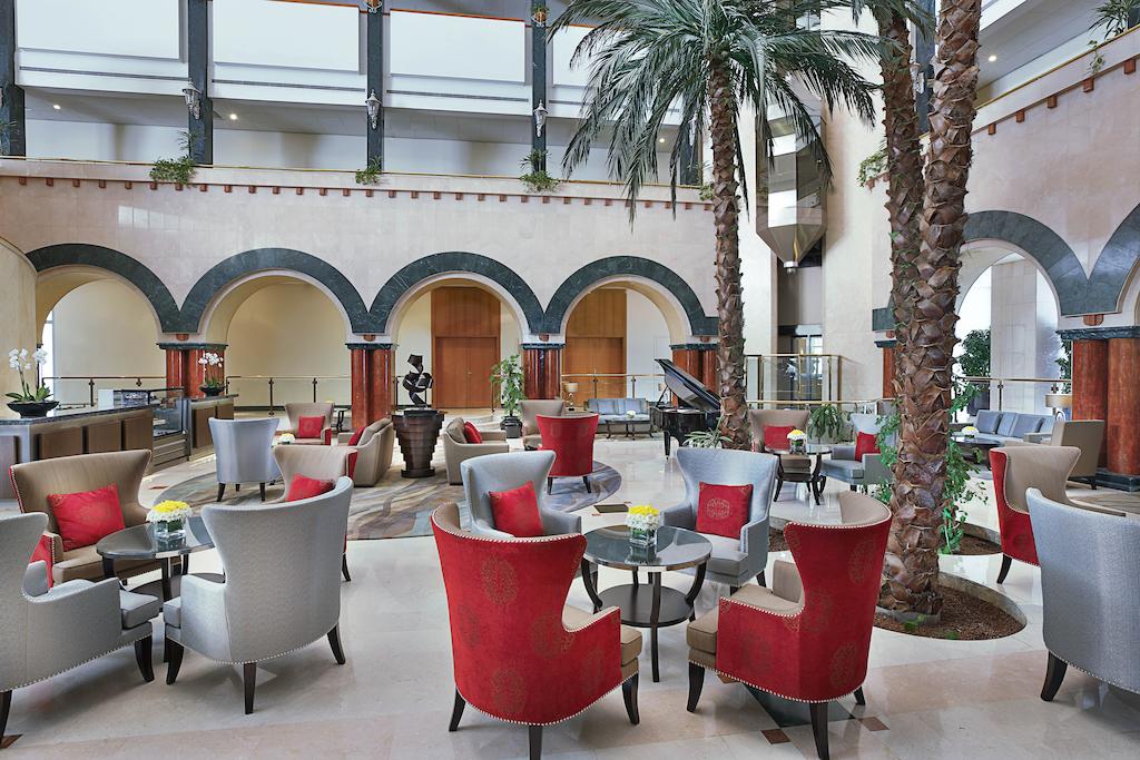 Radisson Blu Hotel & Resort Al Ain — Аль-Айн, Об'єднані Арабські Емірати мініатюра 180