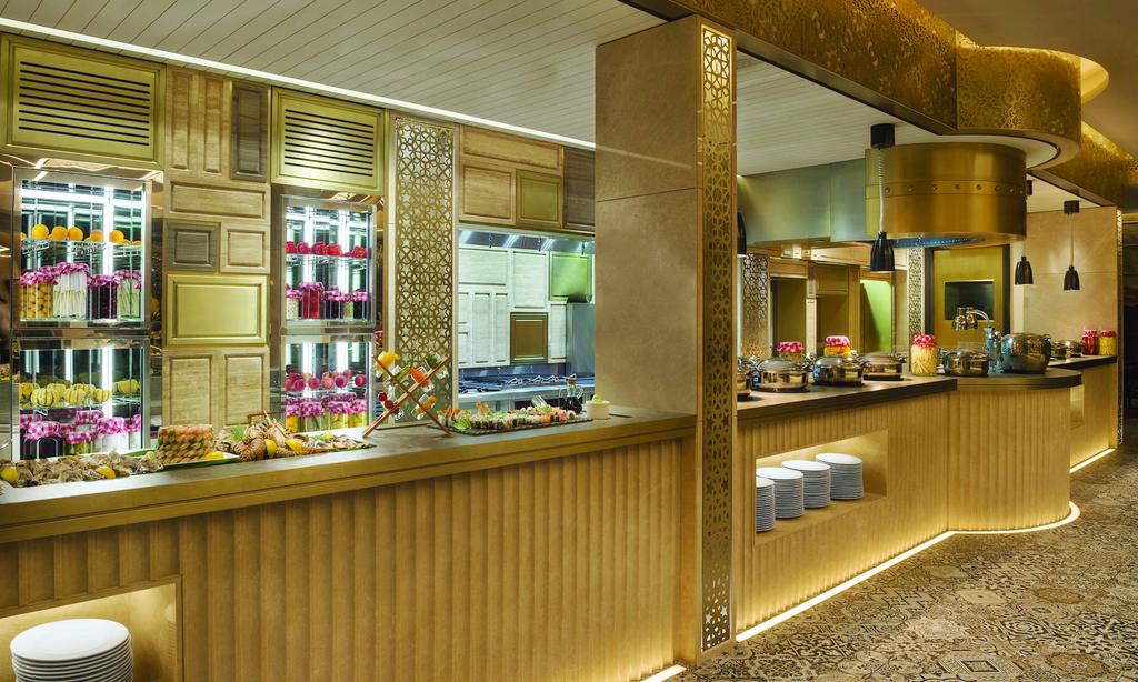 Radisson Blu Hotel & Resort Al Ain — Аль-Айн, Об'єднані Арабські Емірати мініатюра 185