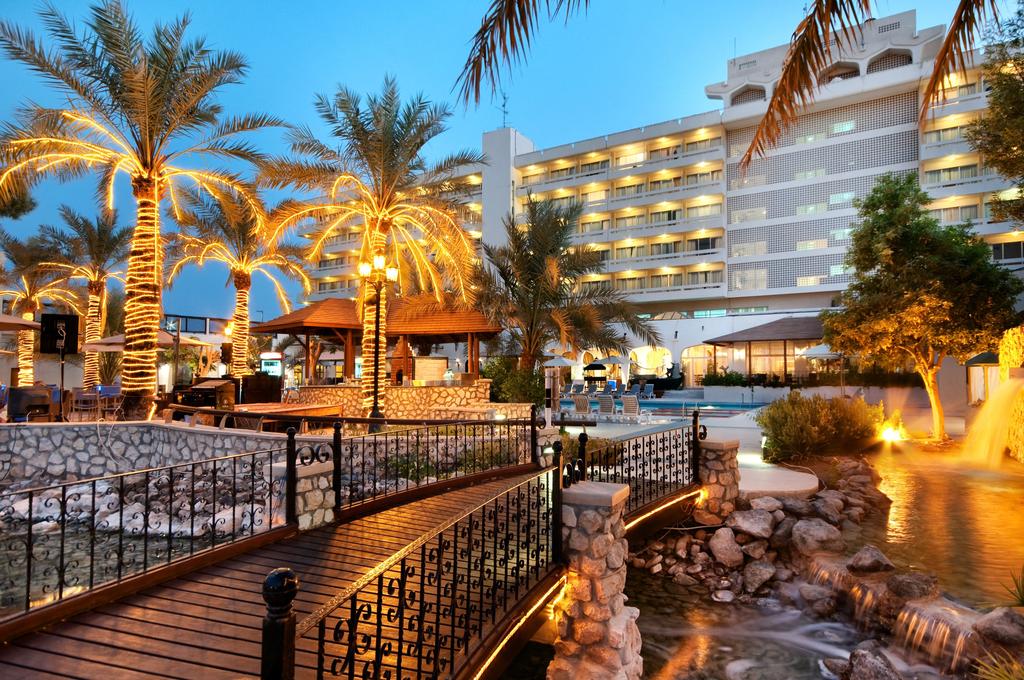 Radisson Blu Hotel & Resort Al Ain — Аль-Айн, Об'єднані Арабські Емірати мініатюра 200